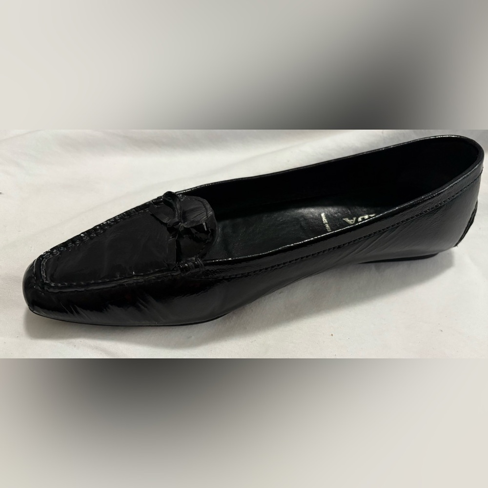 Prada Black Patent Leather Loafers Flats Size 7.5 - Picture 3 of 9